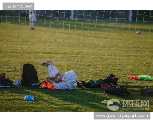 足球球星在家如何打理生活 从烹饪到家庭健身揭秘他们的日常活动