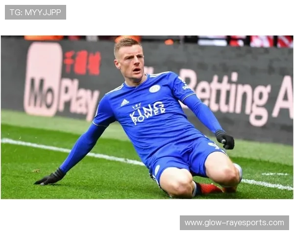 长袜足球球星崛起 他们的独特风格与球场传奇人生 长袜足球球星崛起 他们的独特风格与球场传奇人生